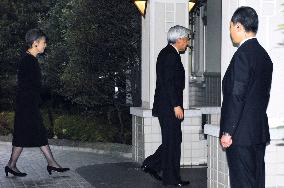 Prince Takamado's body placed in coffin